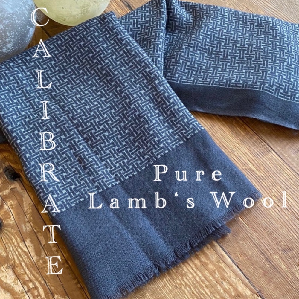 Calibrate Pure Lamb’s Wool Lightweight Sca…